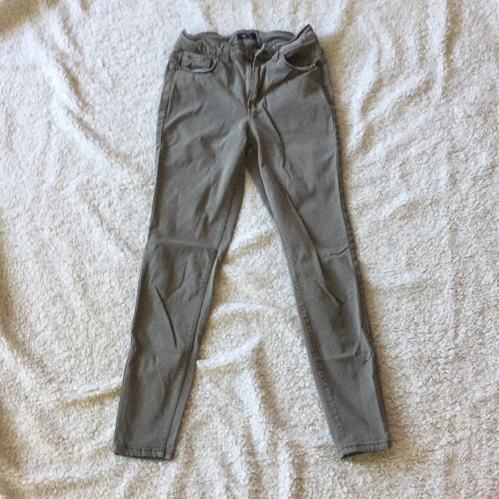Green skinny jeans